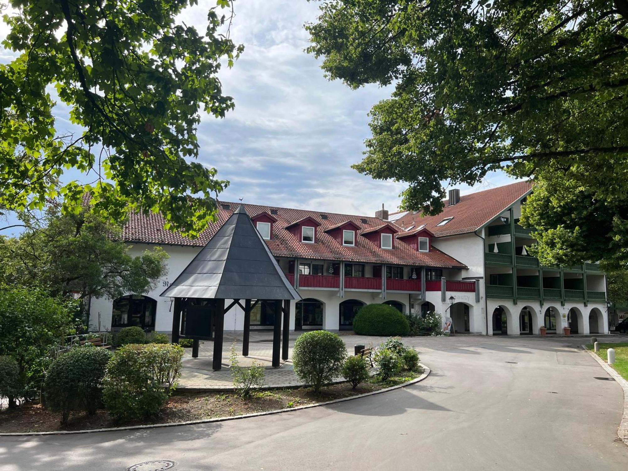 Appartement Mit Bademantelgang Zur Wohlfuehltherme 巴特格里斯巴赫 外观 照片